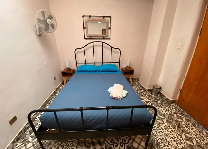 Rey Lagarto HostelPousada